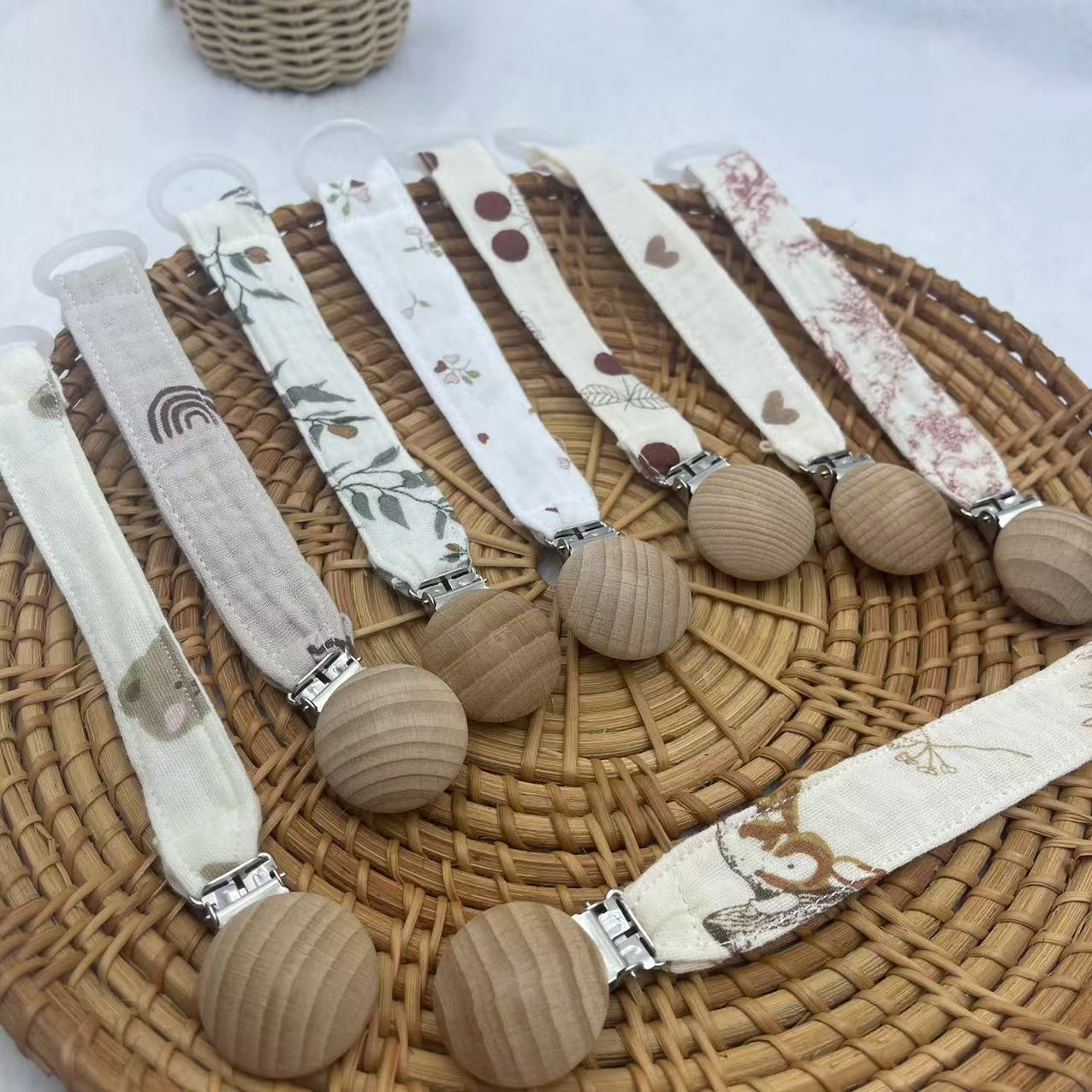 Baby Pacifier Chain Clips Hold - Baby Products Moisturizer ulasan dan harga